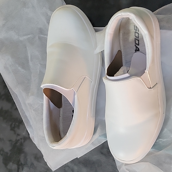 Fabutiq Shoes - White vegan leather slip on sneakers